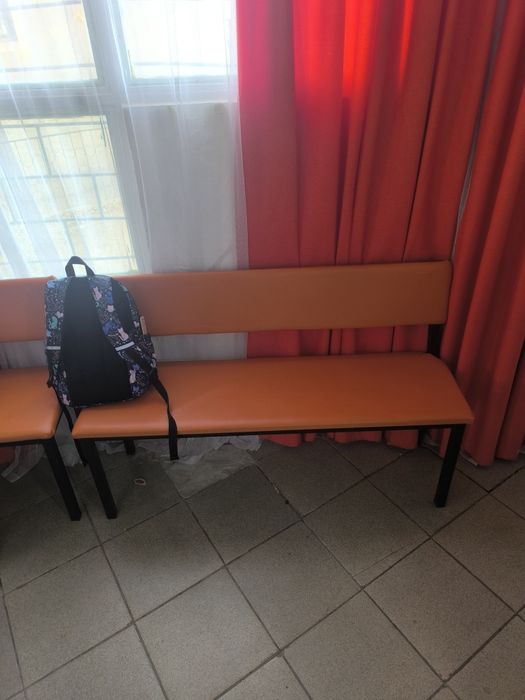 Продается парта, доска магнитная, скамейка-2 шт, ,шкаф