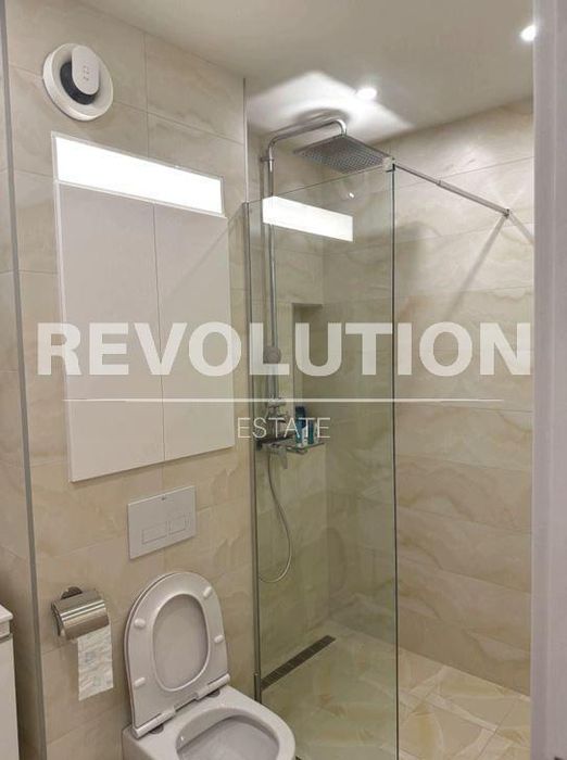 Едностаен апартамент в района на к.к Чайка!