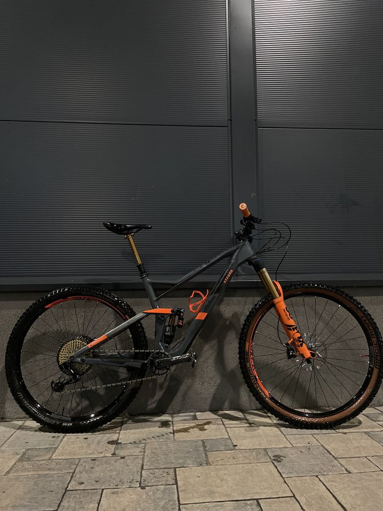 Bicicleta Cube Stereo C68 29 carbon enduro