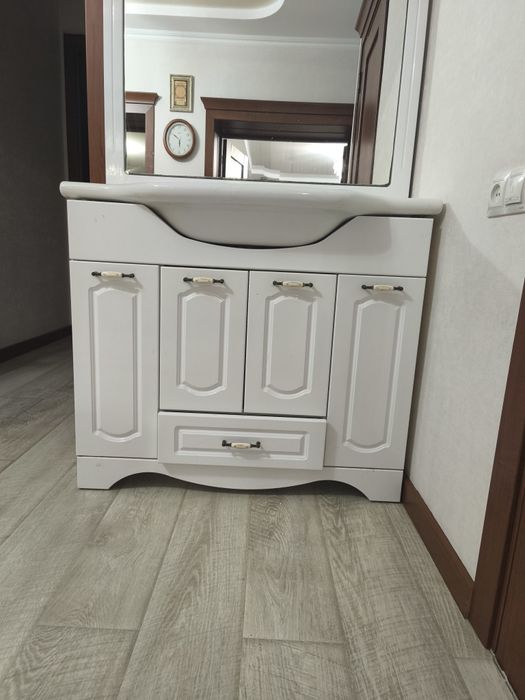 Продам мебель для ванной