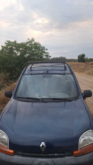 Se vinde, pentru reparat sau dezmembrat!