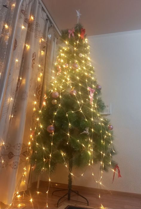 Продам новогоднюю ёлку