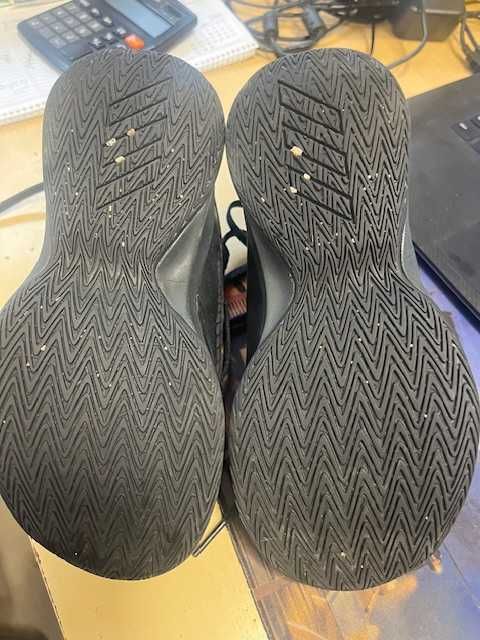 Високи маратонки №35