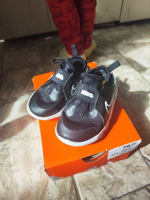 Nike flex runner 2   23.5