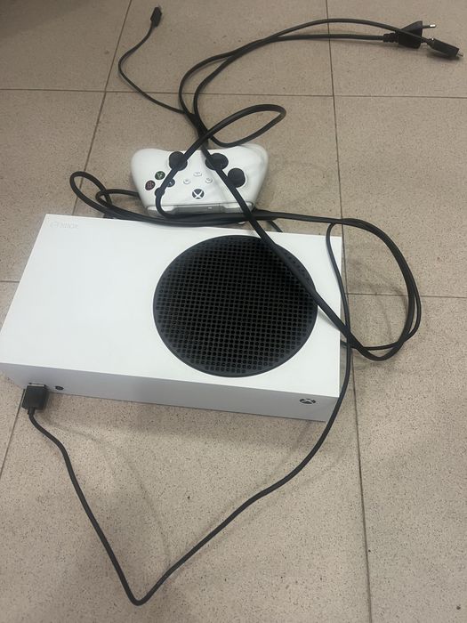 Xbox 256 gb perfect functional