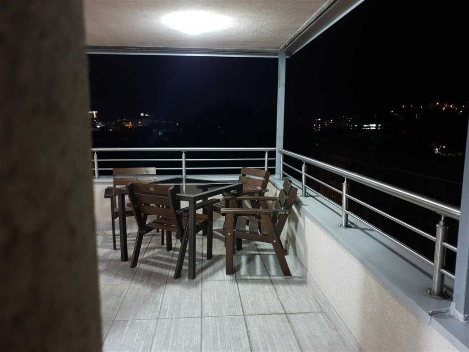 Дава се под наем Двустаен апартамент в Бургас, Лазур - 63 кв.м за 204 € - Снимка #2