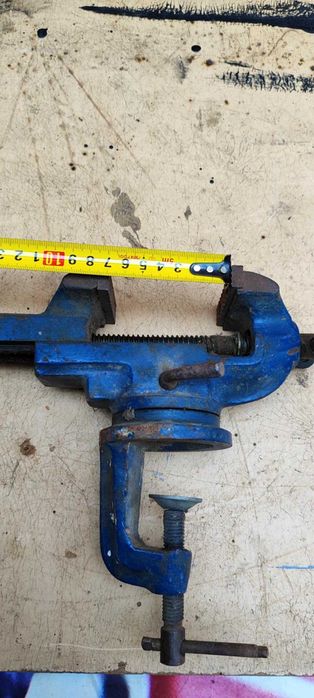 менгеме въртящо се на 360