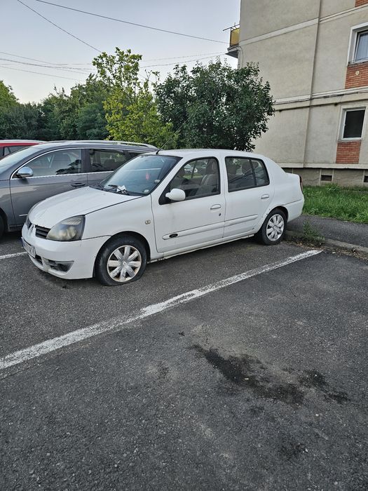 Renault simbol 2008