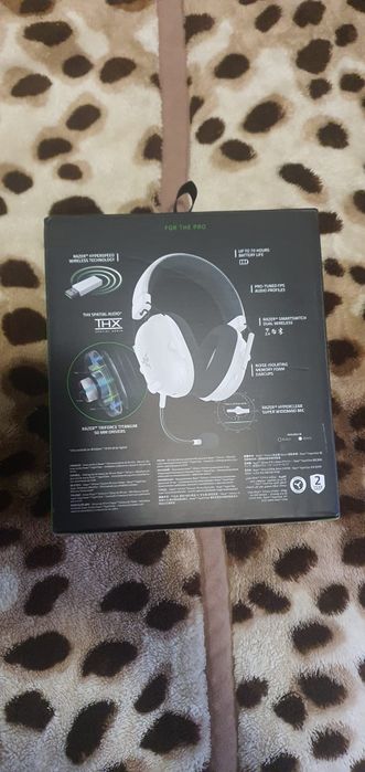 Vând căști Razer Blackshark V2 Pro White Edition Full Box