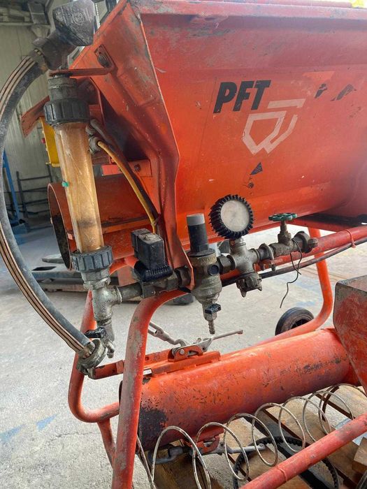 Pompa de tencuit + furtune +duze+ malaxor PFT N2V+compresor