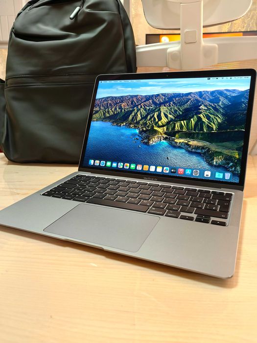 Apple MacBook M1 (2020) Retina 13.3, 8Gb, 256Gb