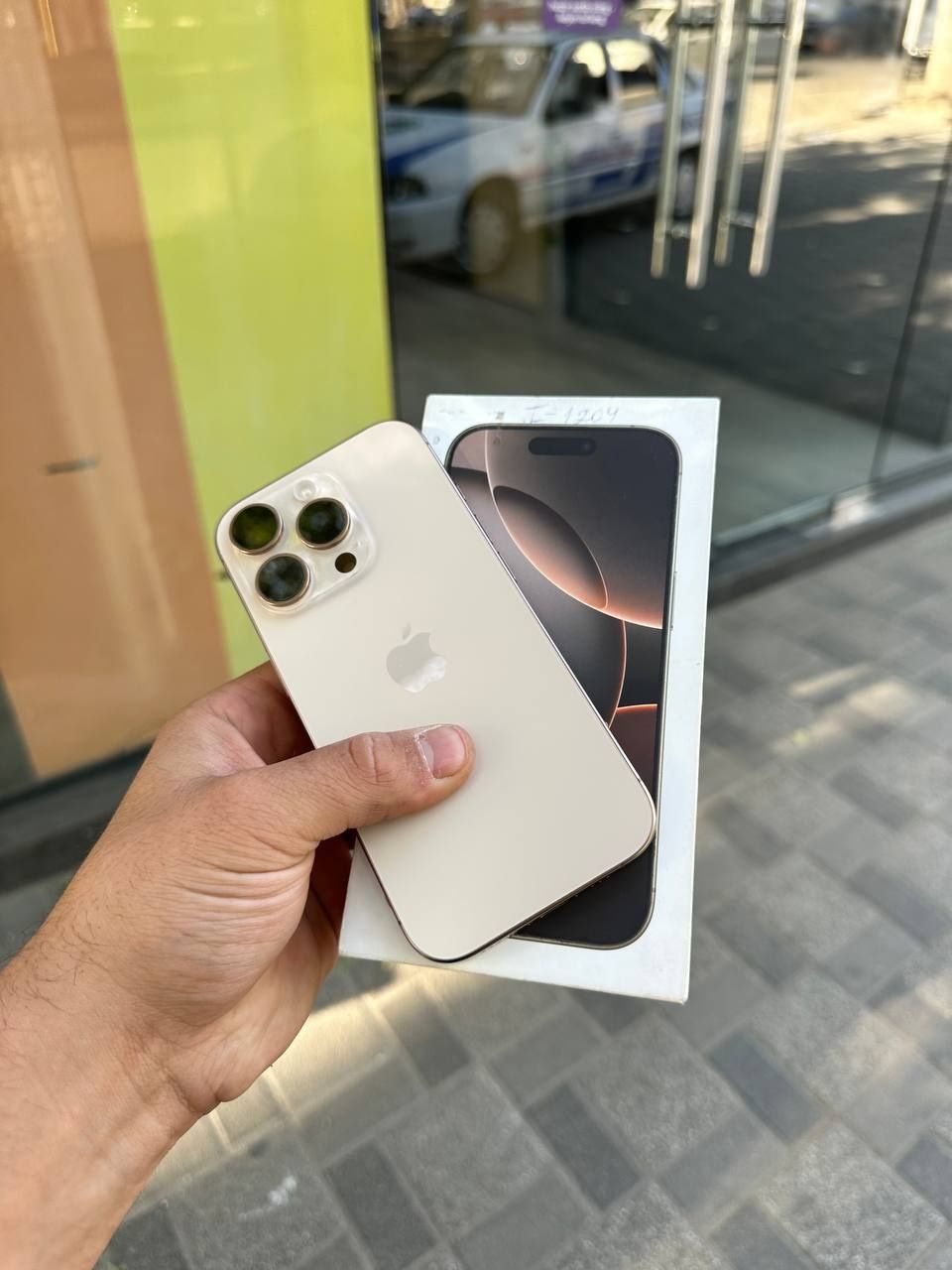 Iphone 16 pro 256 srochna