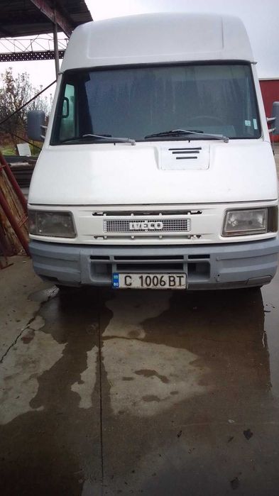 Товарен микробус ИВЕКО 35-12