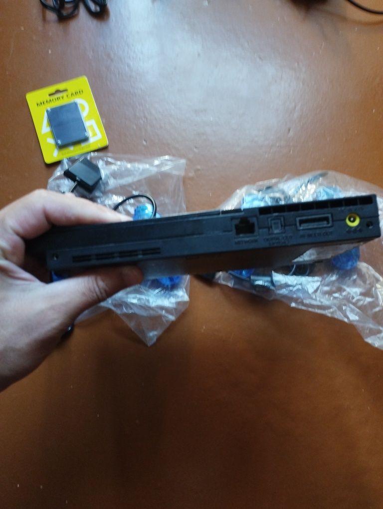 PS2 slim playstation2 sotiladi +bonusga TV