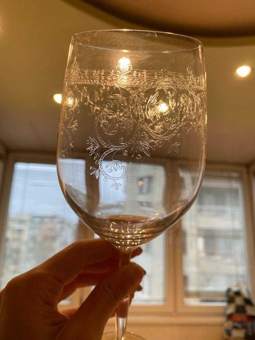 Гравирани чаши за вино