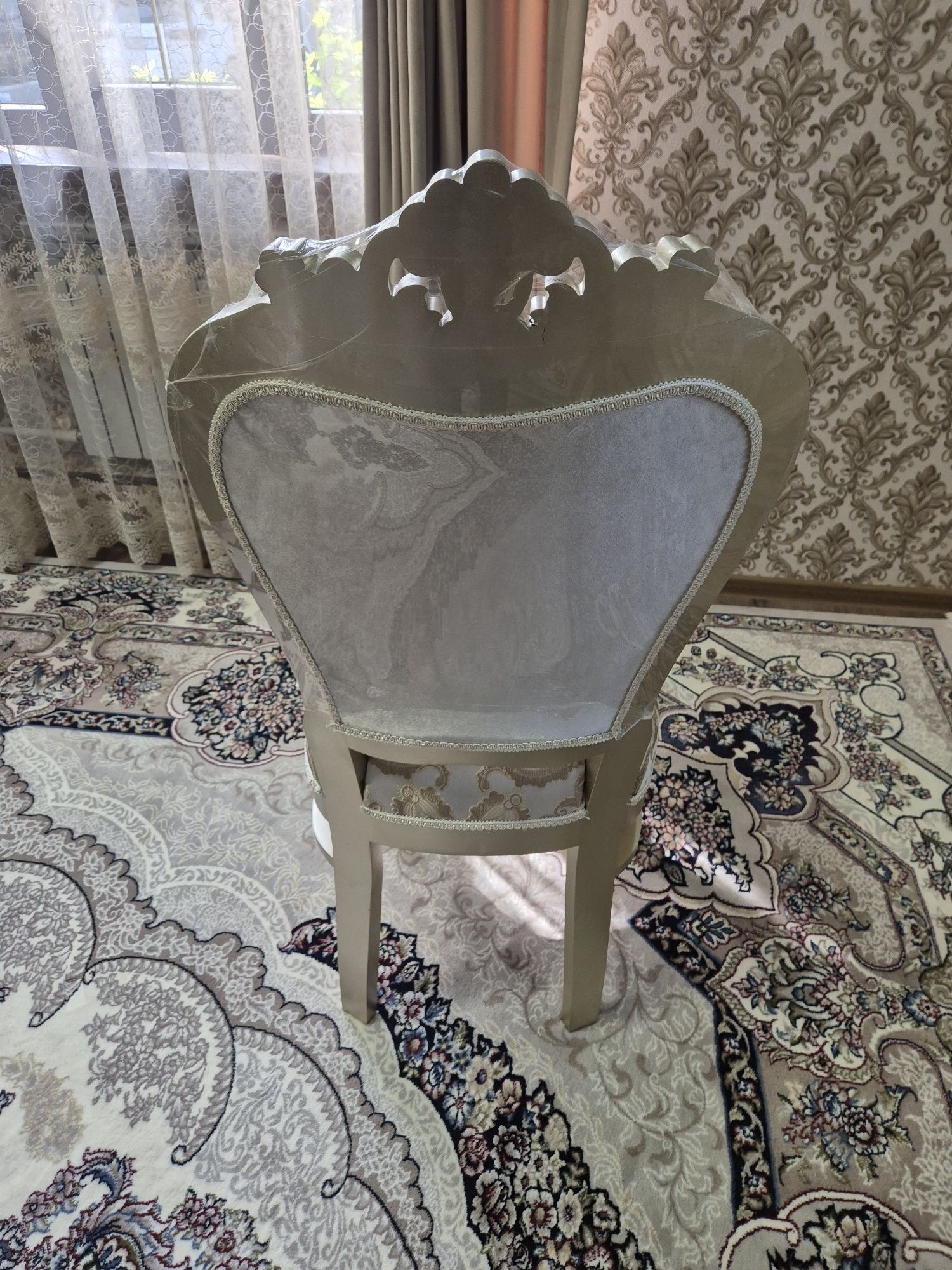 Zal uchun mebel 12 talik
