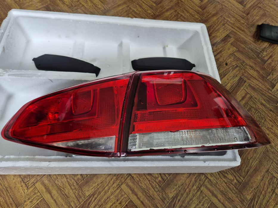 Vând stopuri VALEO originale, pentru Golf 7