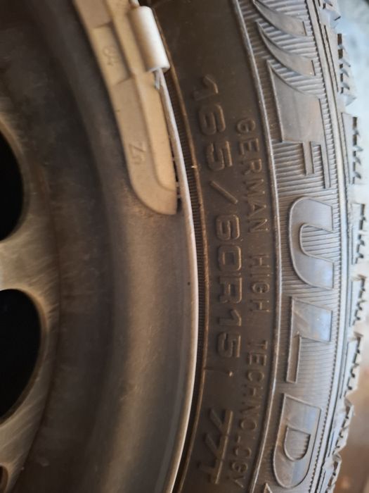 Джанти с гуми за Тойота айго