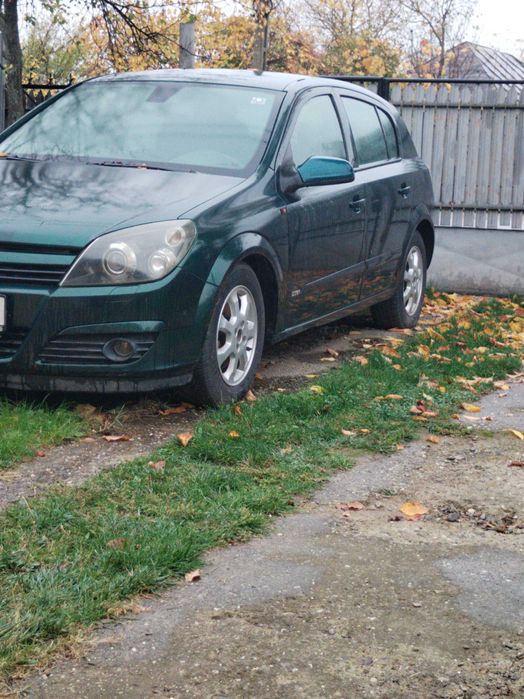 Vand opel astra h 1.6 benzina +gpl