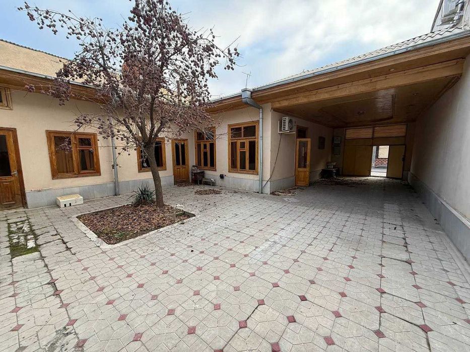 Ховли сотилади 4хонали