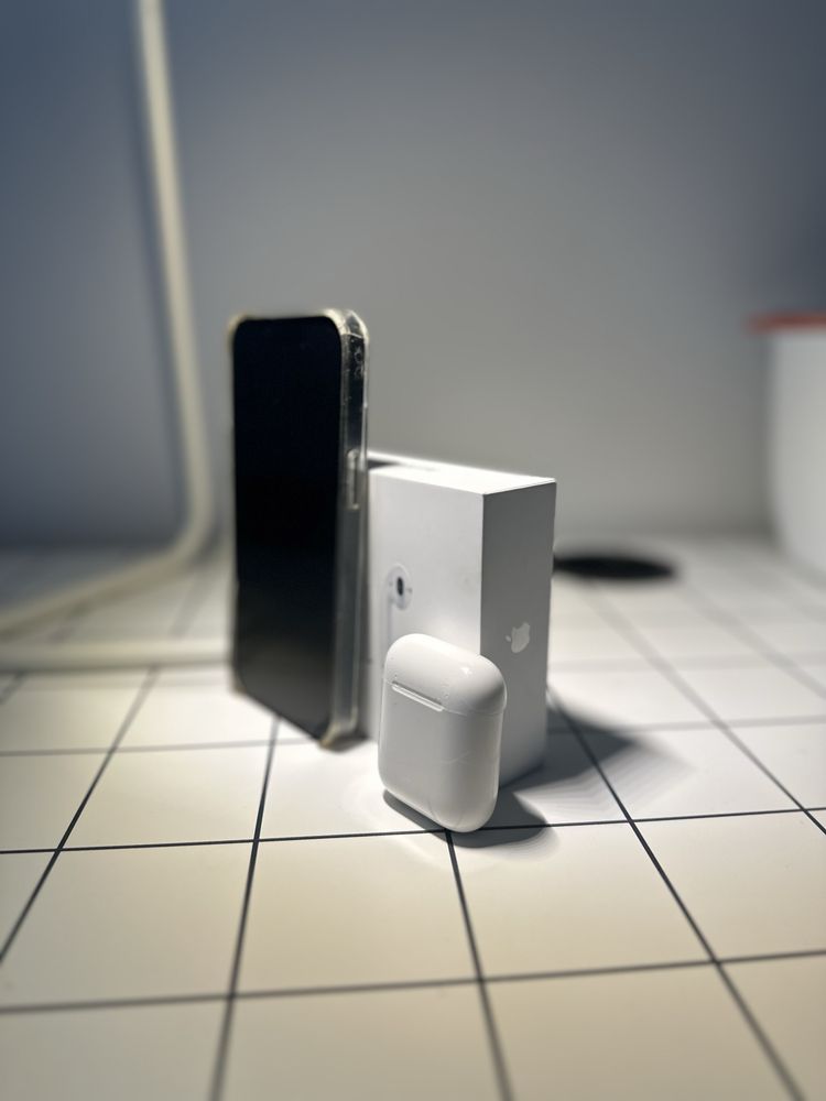 ТОРГ НЕ ИМЕЕТСЯ!!Iphone 13 с magsafe и airpods