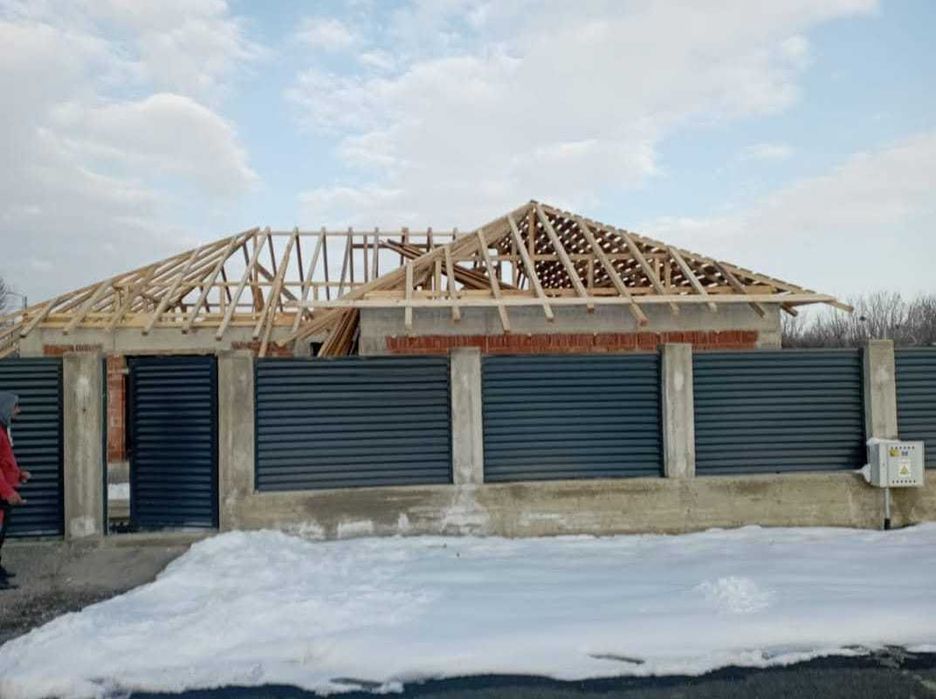 Acoperisuri si reparatii de urgenta