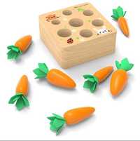 Joc Montessori din lemn "Scoate morcovii!"