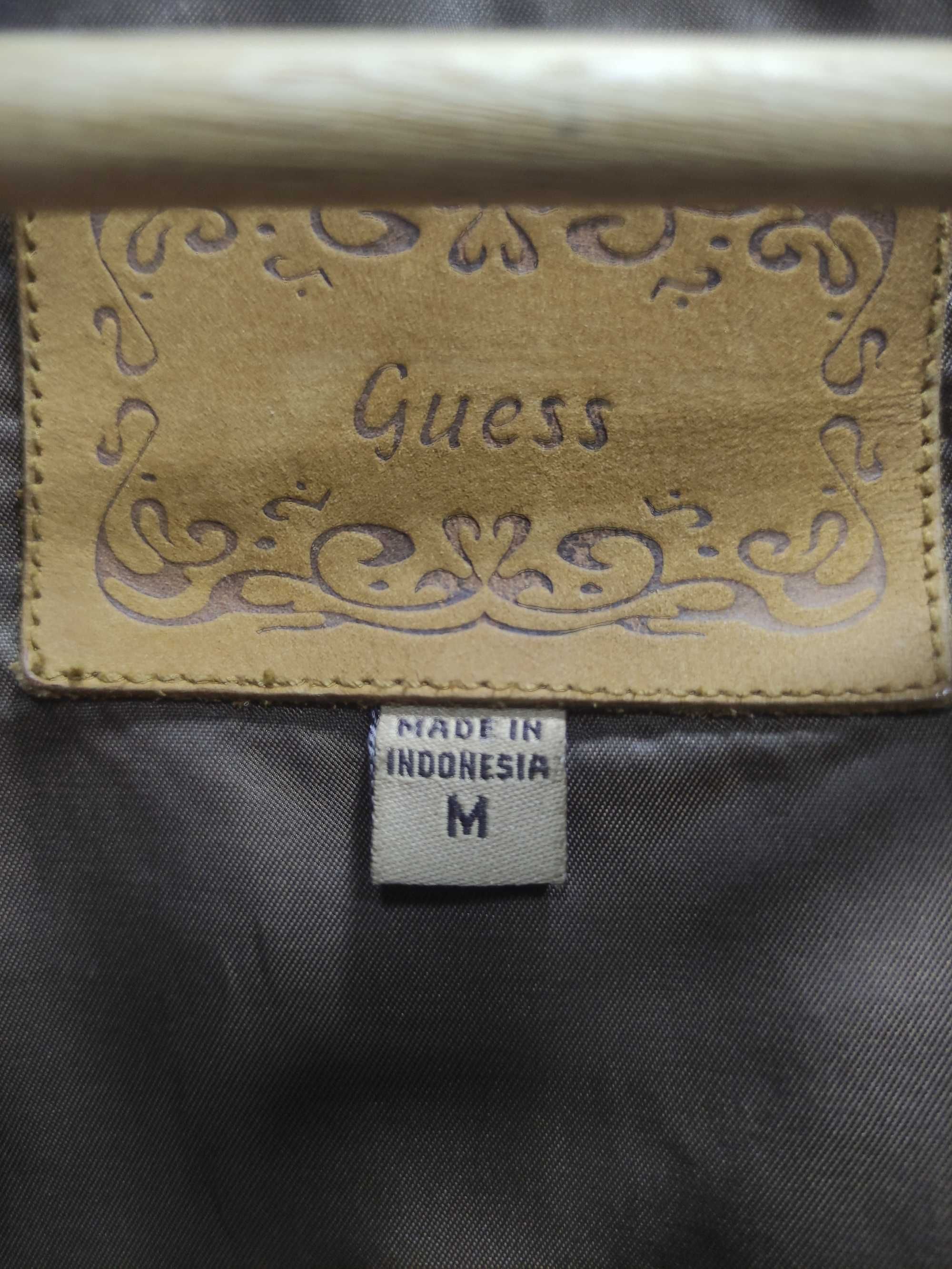Guess шерстяная курточка.