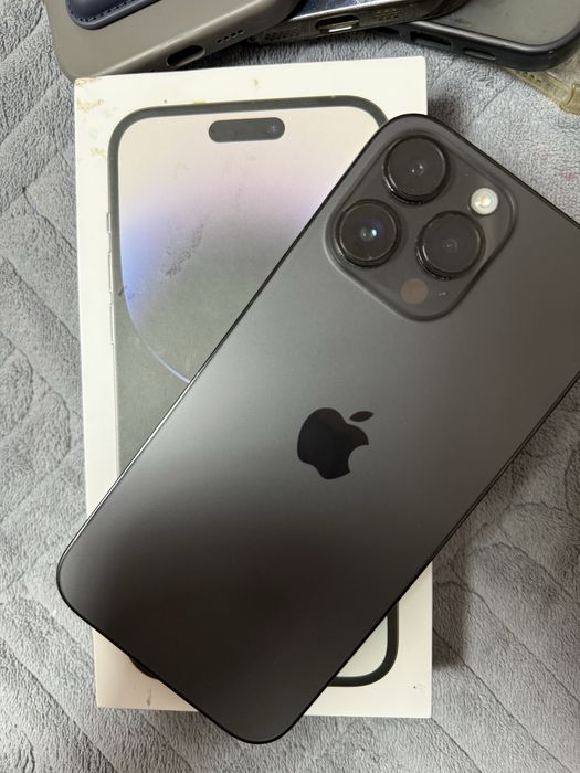 Срочно продам IPhone 14pro max