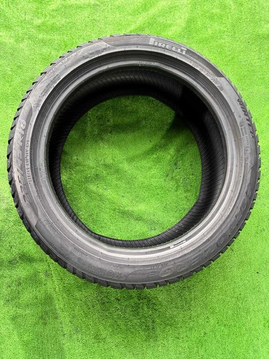 Anvelope iarnă 255/40/18 - 225/45/18 Pirelli RSC*