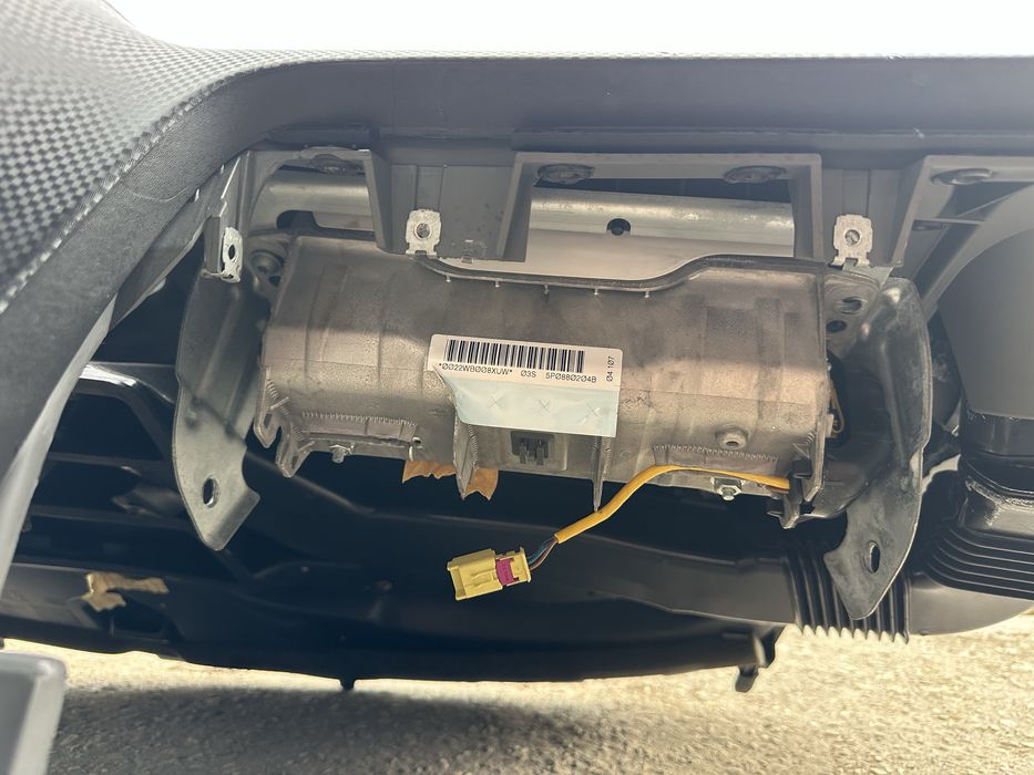 Табло със десен Airbag за Сеат Алтеа