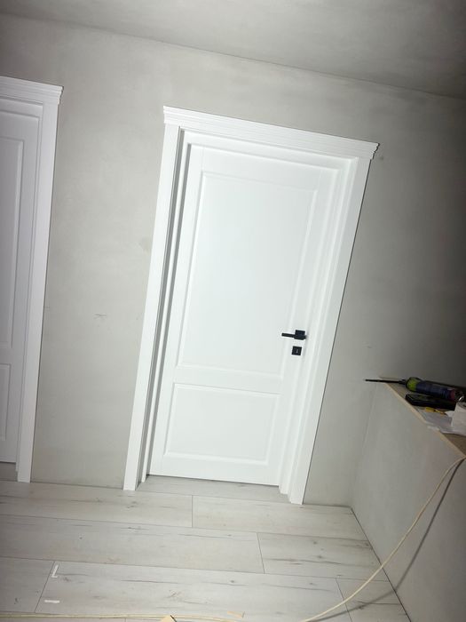 Uși lemn masiv stratificat