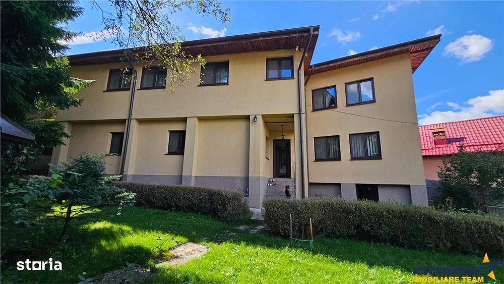 Tur LIVE!Casa cu arhitectura traditionala, curte spatioasa,foisor,Ruca