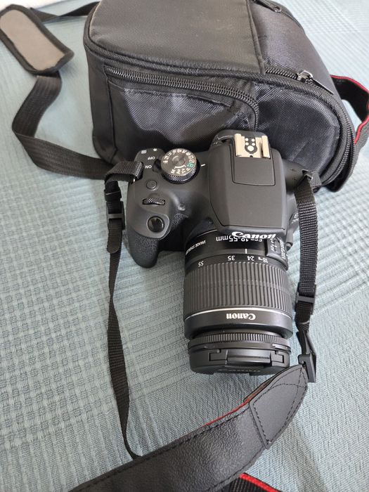 Aparat foto Canon EOS 2000D