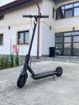 Vând trotineta electrica Xiaomi mi electric scooter 3 lite