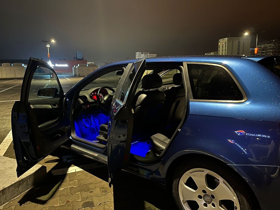 Led-uri interior masina