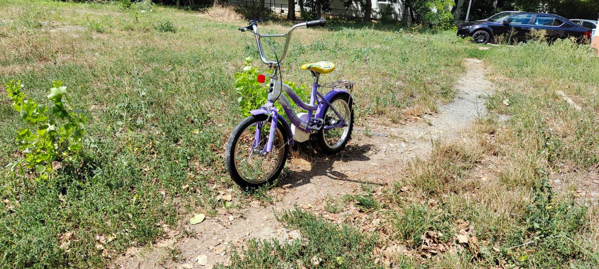 Bicicleta pt copii de 16 inchDHS Kiddy Girl 16" Varsta 4-7 ani