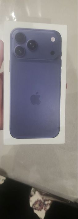 17 pro max 256 esim blue