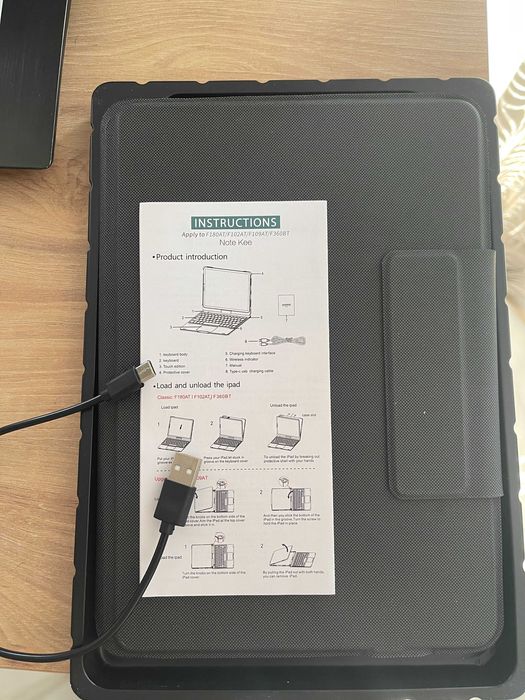 Калъф/клавиатура за iPad 10.9"/11"