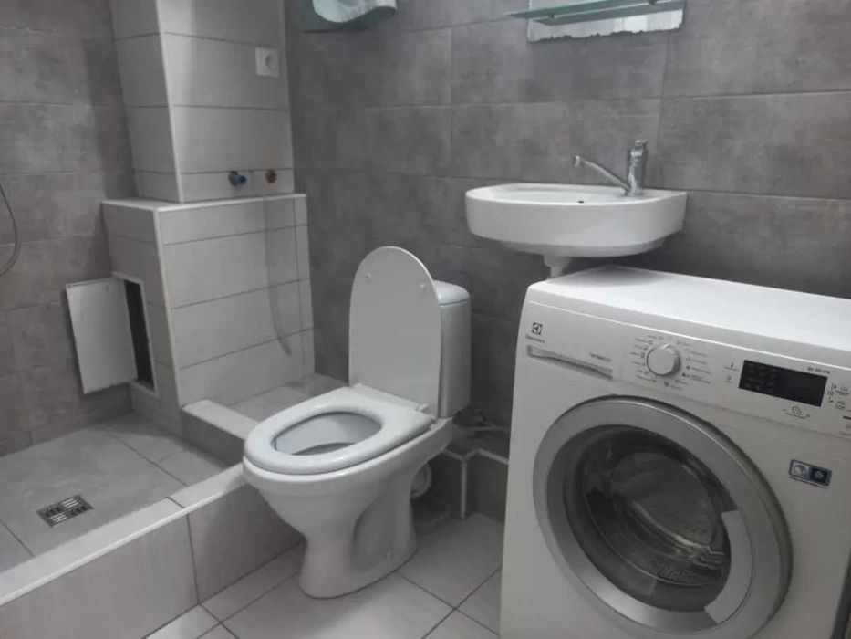 Дава се под наем Едностаен апартамент в София, Зона Б-18 - 45 кв.м за 397.8 € - Снимка #1