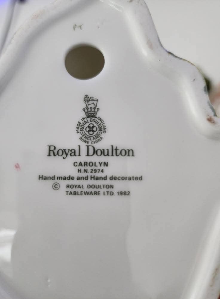 Royal Doulton-порцеланова фигура