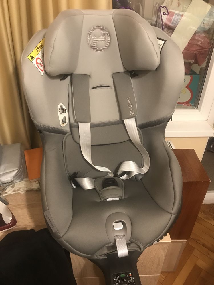 Чисто ново детско столче за кола Cybex Sirona S / Сайбекс сирона