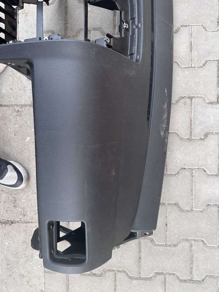 Арматурно табло VW Golf 5