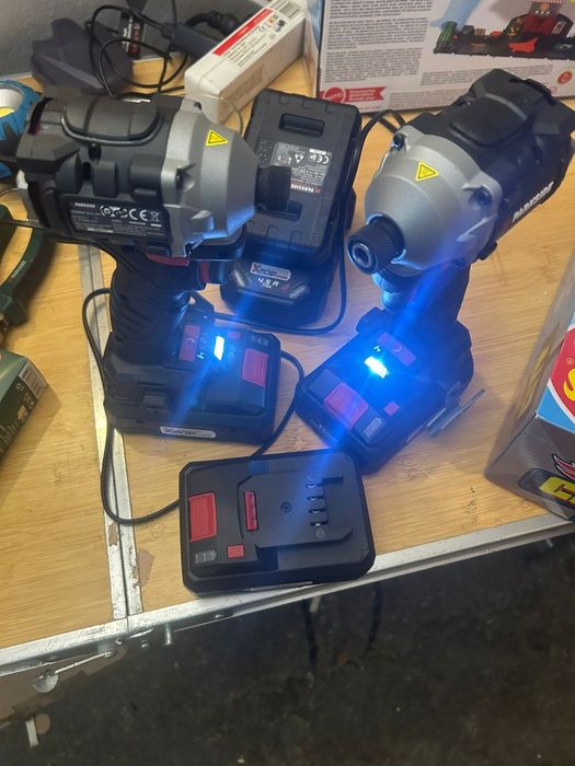 Bormașina impact 226Nm D4