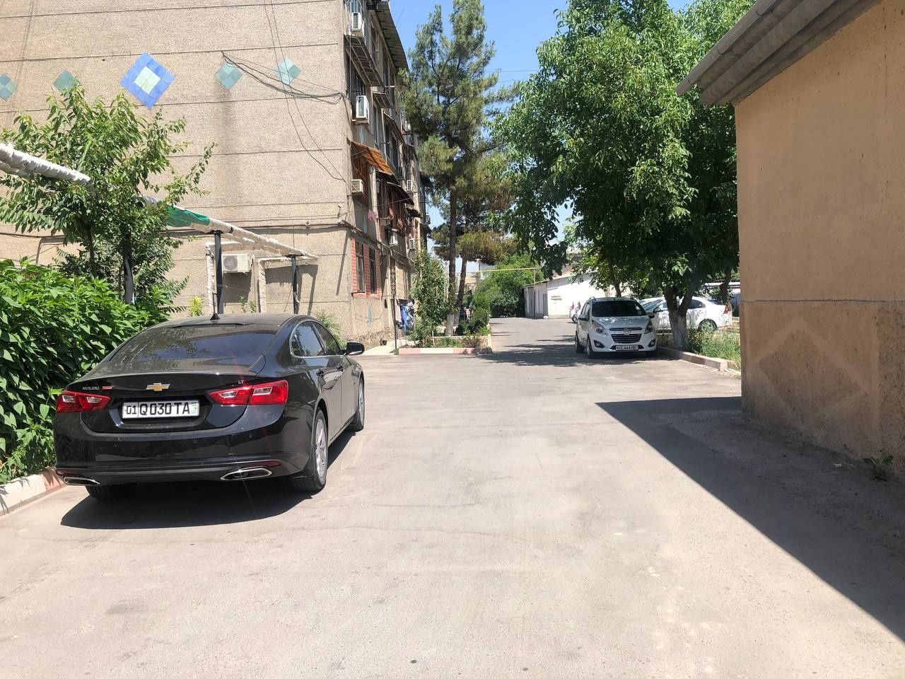 Мирзо Улугбек, Геофизка продаю квартиру 3/1/4, 77 серия, кирпичный