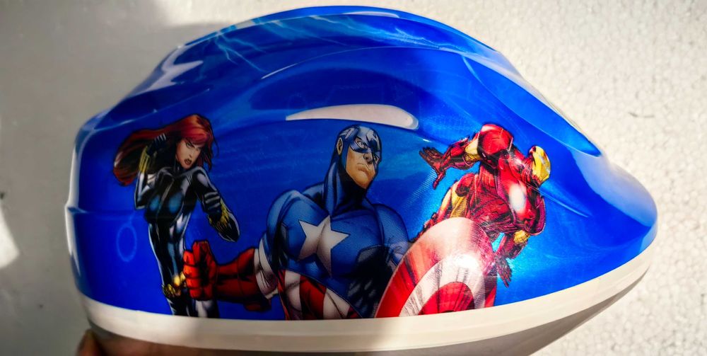 Casca protecție copii D'arpèle Marvel Avengers nouă nu a fost folosita