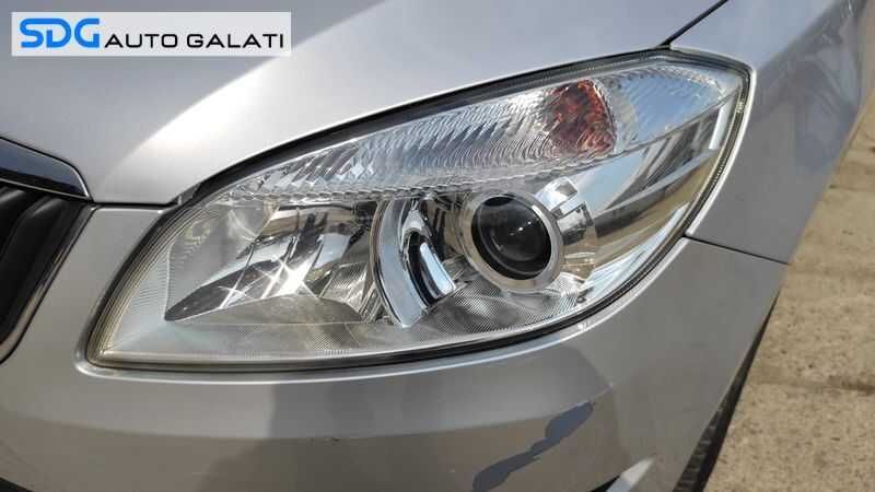 Far Stanga cu Lupa Halogen Skoda Fabia 2 2010 - 2015