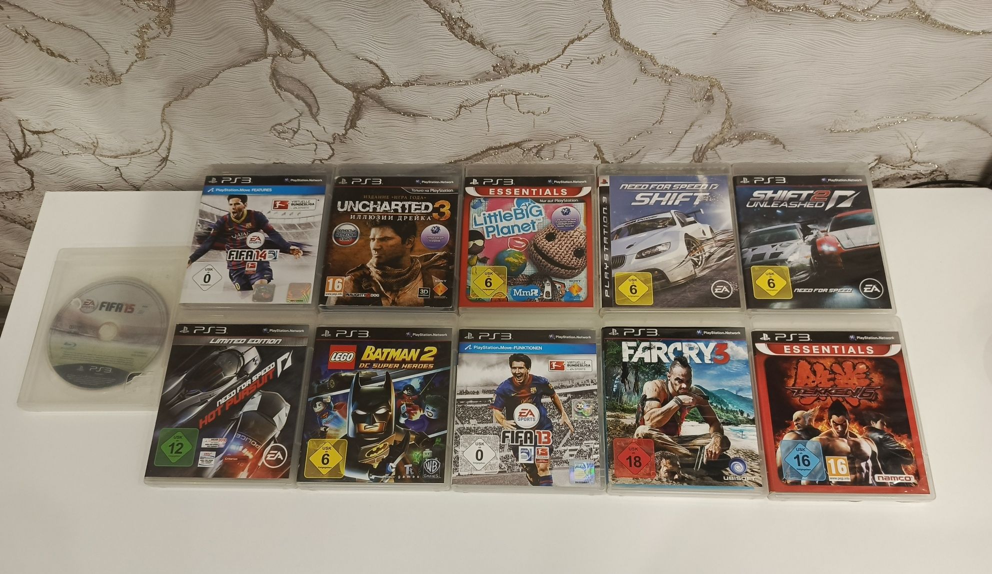 Продам PlayStation 3 Super Slim