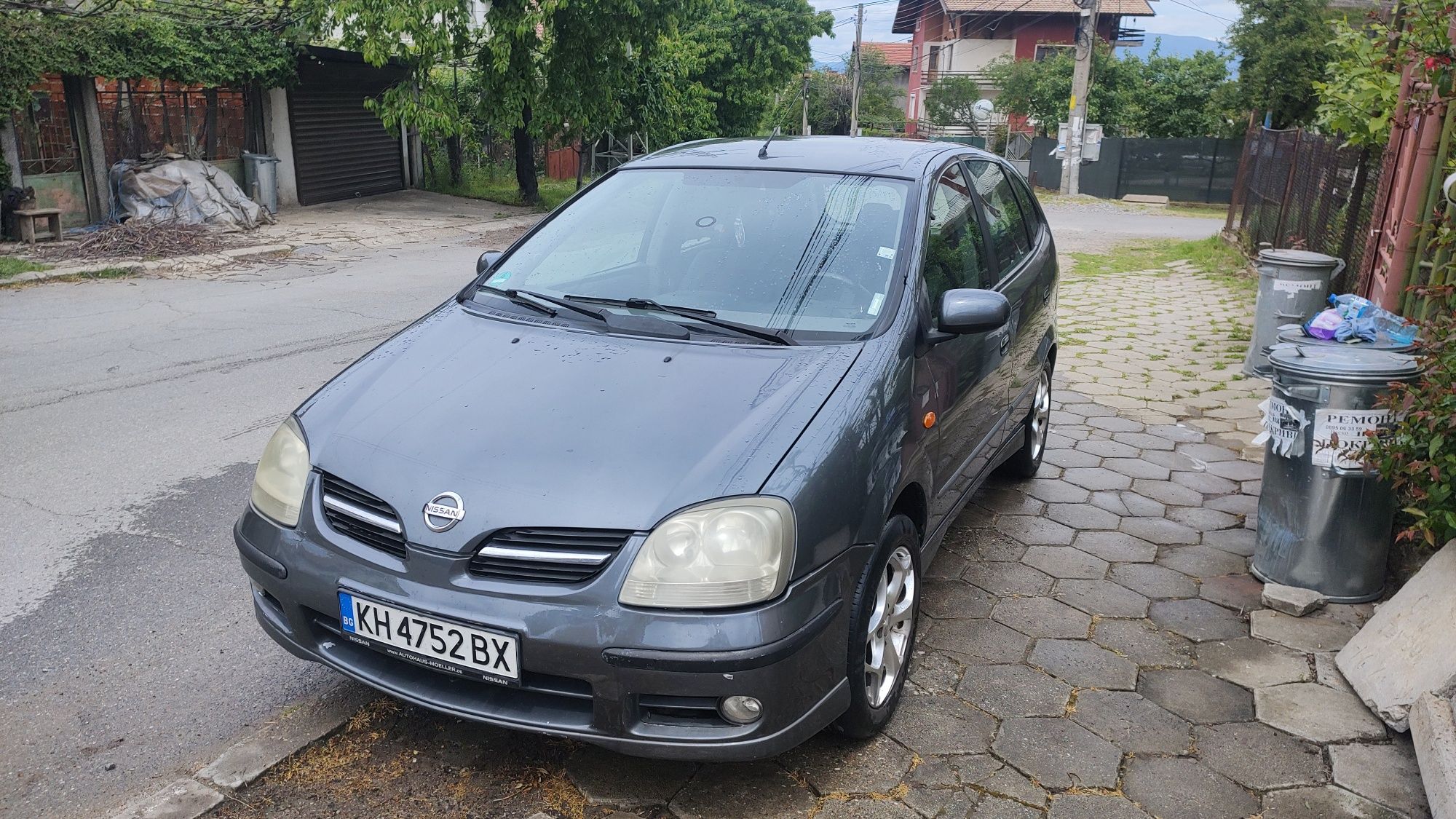 Нисан Алмера Тино