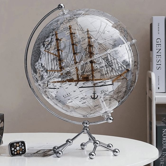 Глобус вращающийся с кораблём и подсветкой